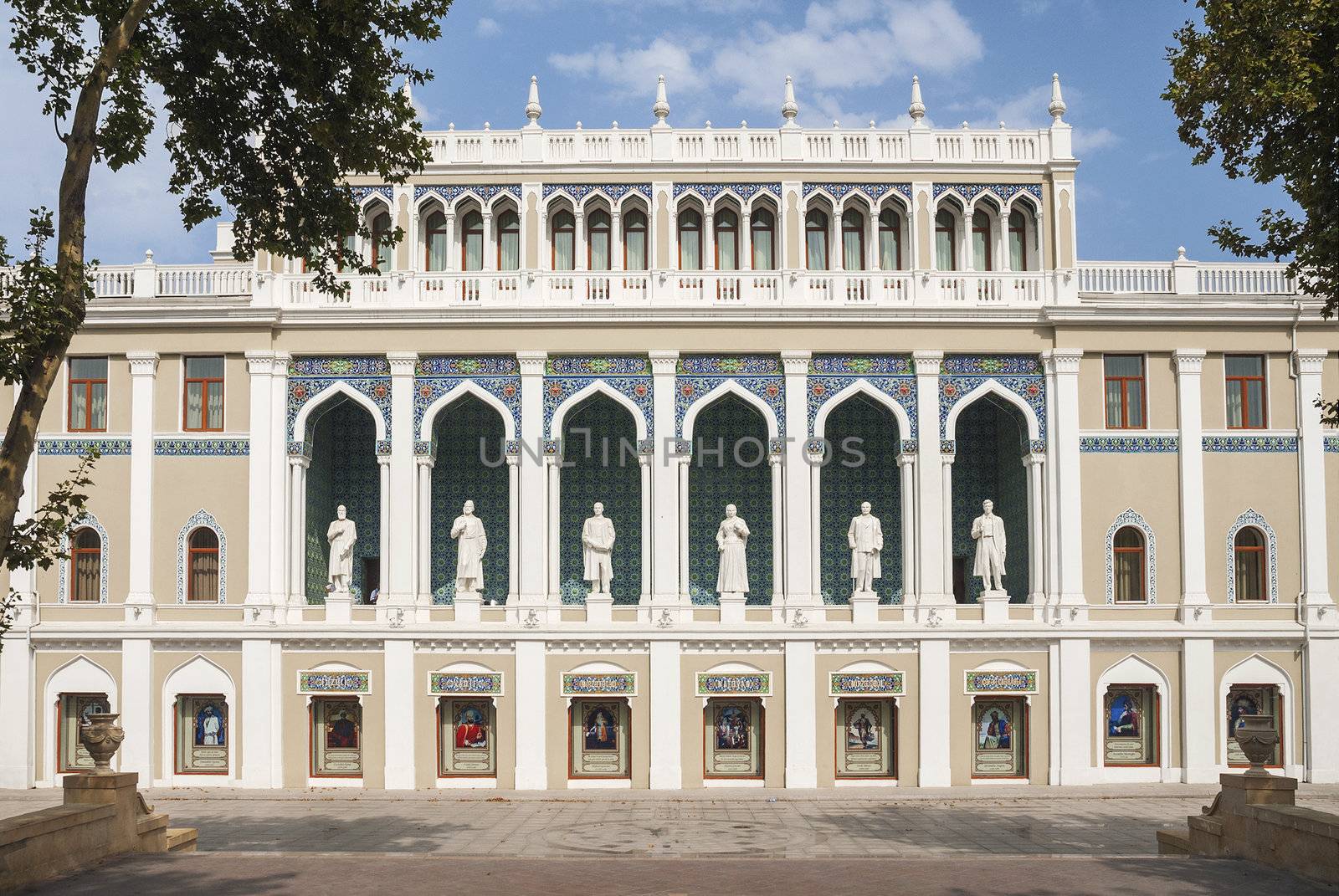 architecture in baku azerbaijan street