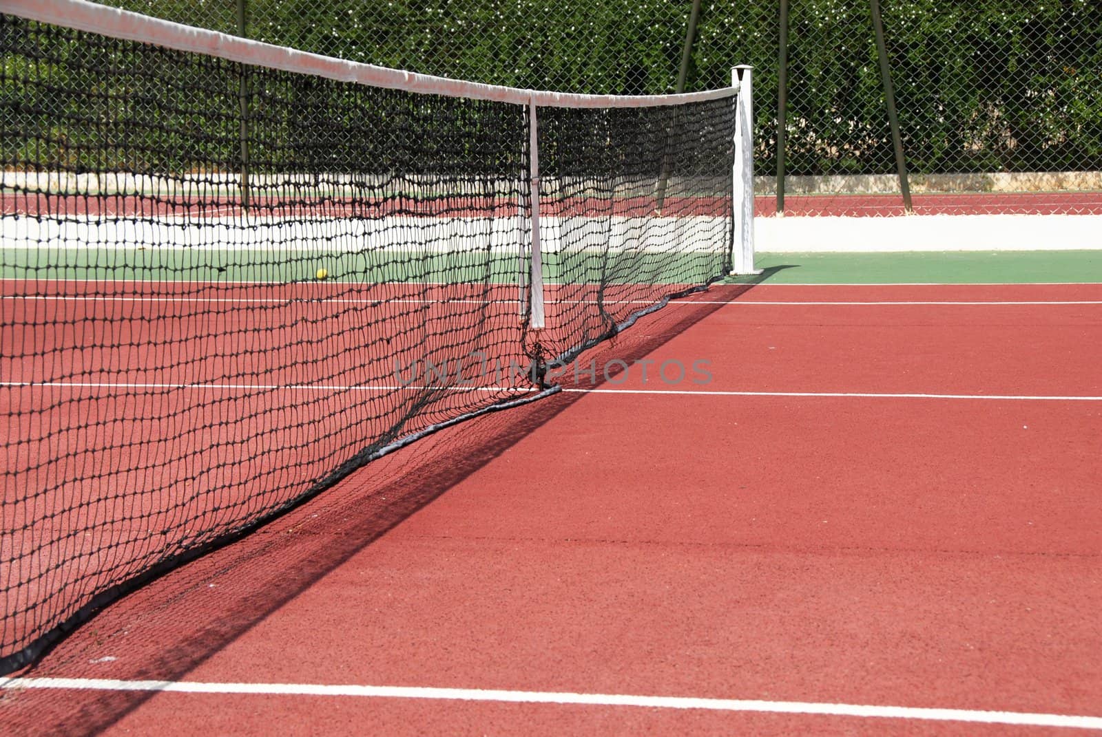 Tennis court by simply