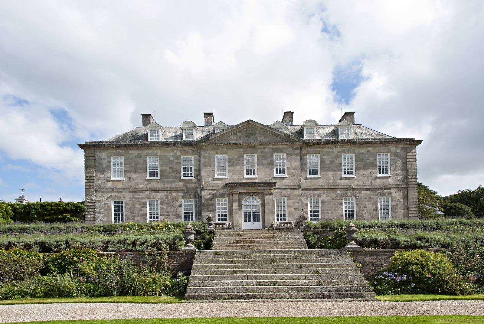 English Country House and Flowerbeds by d40xboy