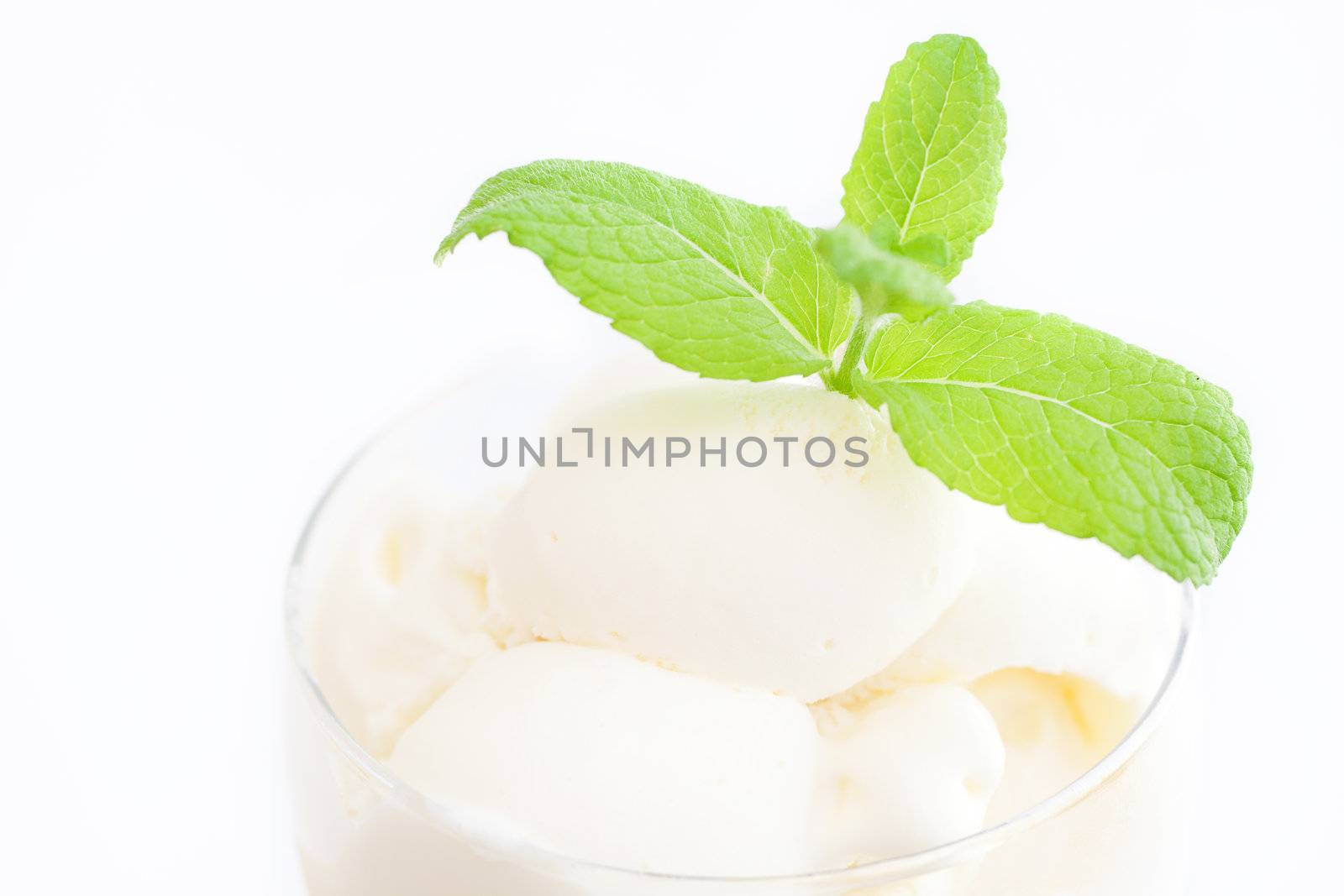 ice cream with mint in a glass bowl by jannyjus
