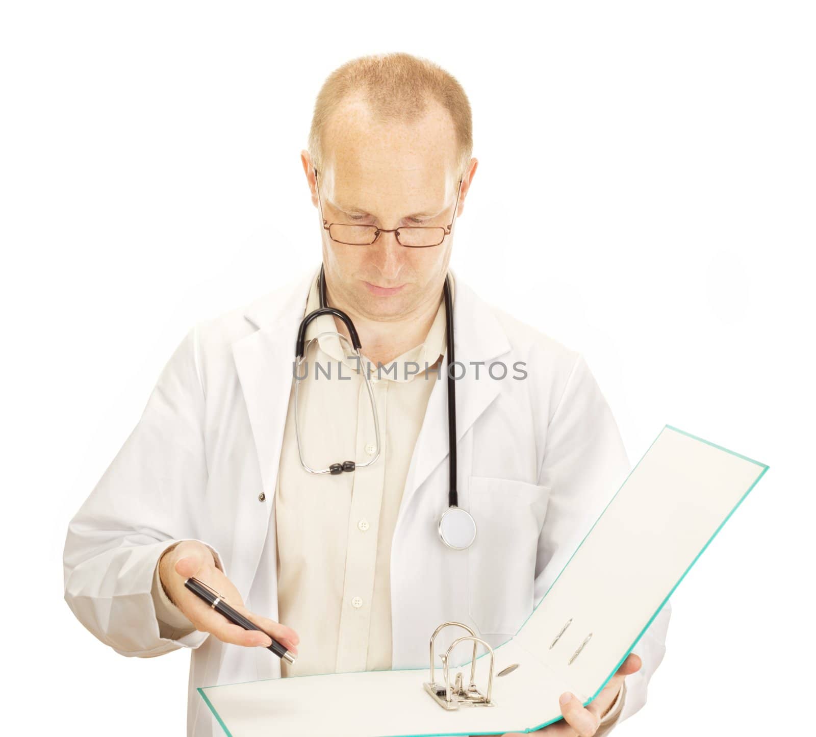 Medical doctor with no documents about a patient