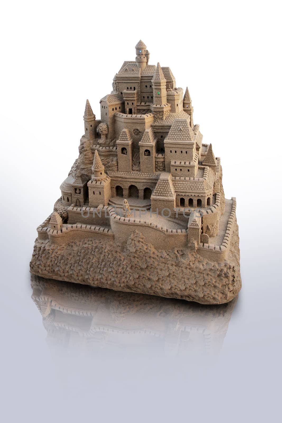 large isolated sandcastle by Hasenonkel