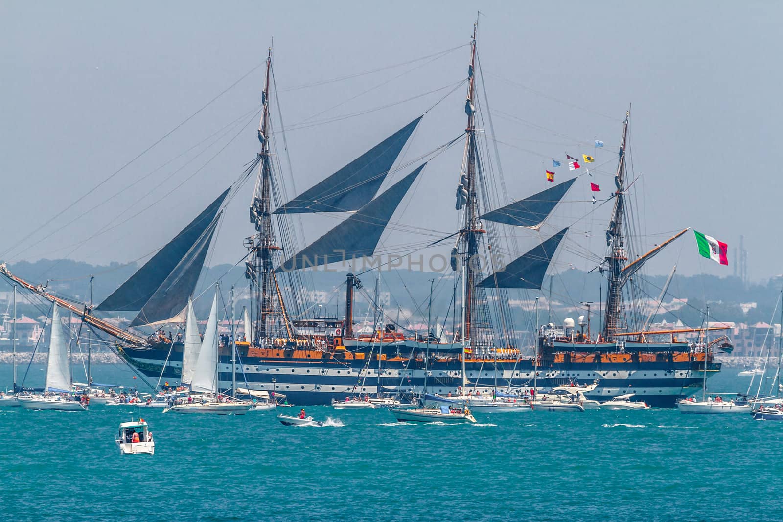 CADIZ, SPAIN - JUL 29: Italian Navy Ship, Amerigo Vespucci setting sail on the Tall ship races 2012 on July 29 , 2012, in Cadiz , Spain