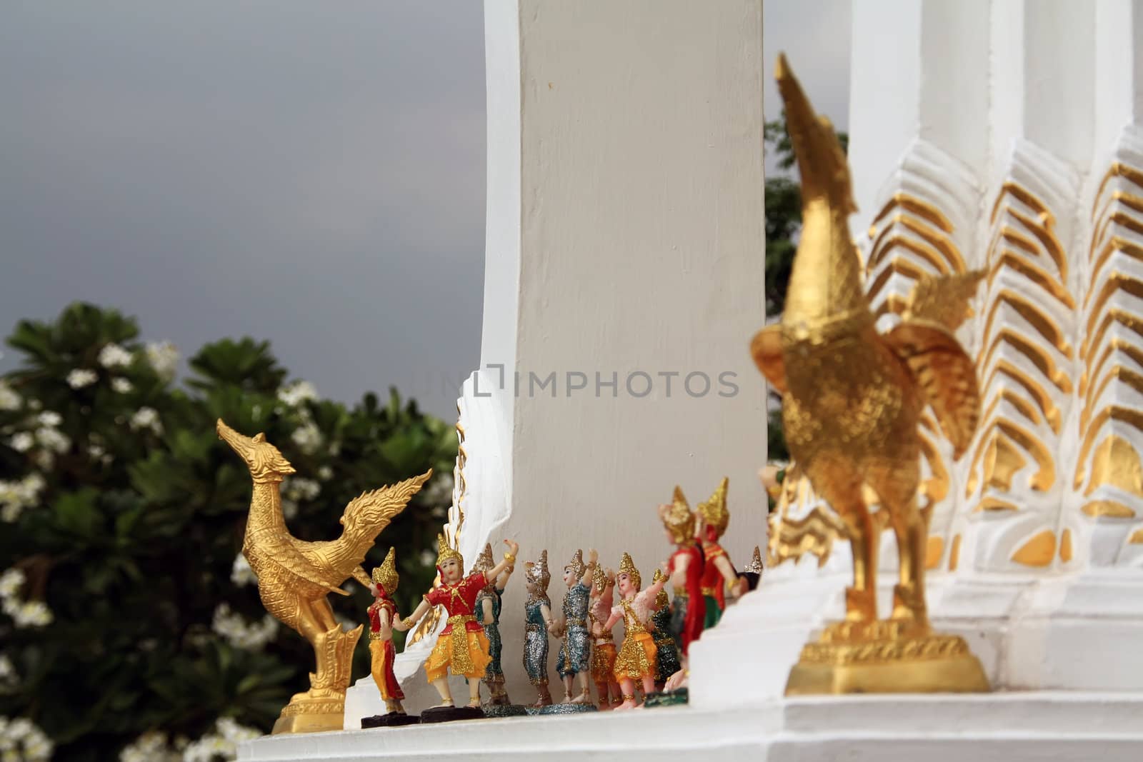 Bird statue in the temple