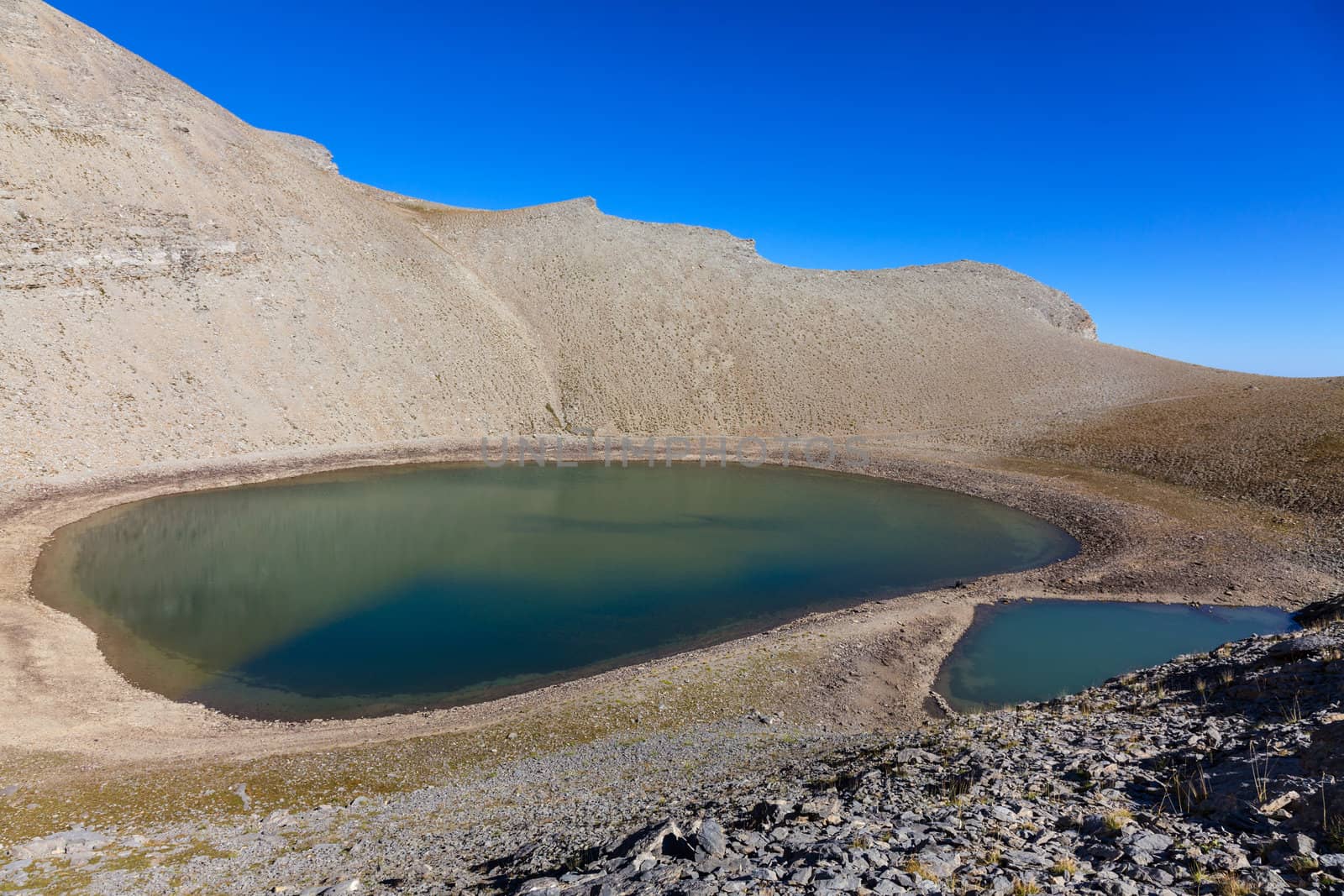 Lac des Garrets by RazvanPhotography