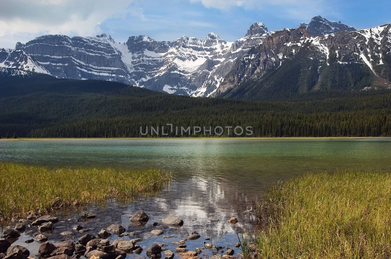 emerald lake, Canada by irisphoto4