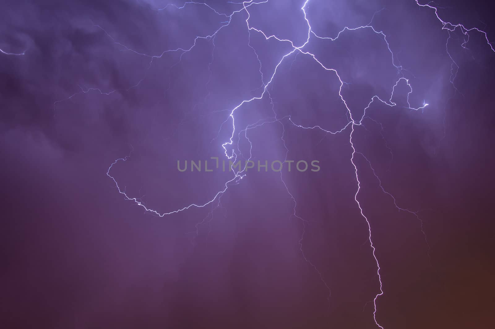 Bright dramatic lightening by REBELProductions