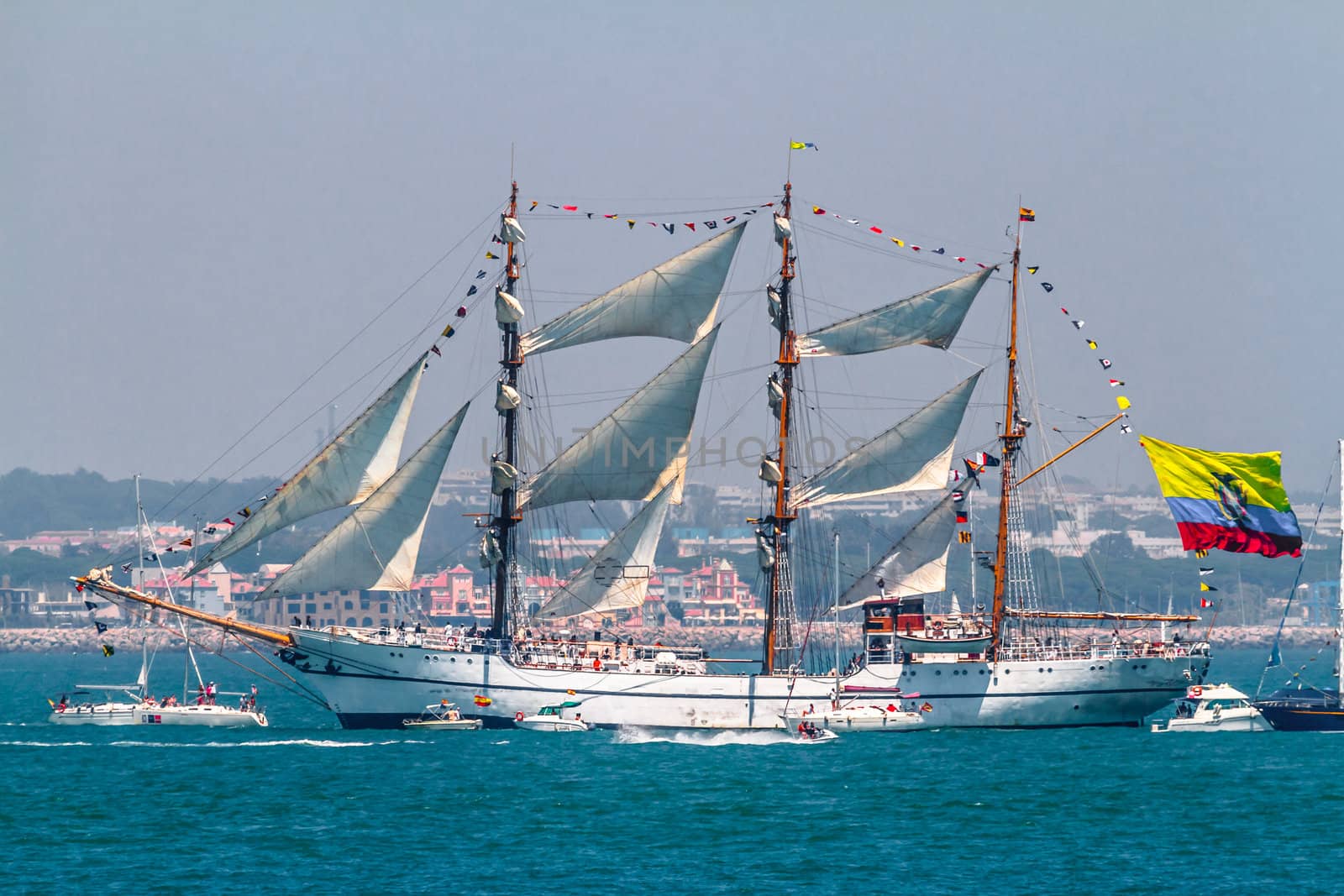 CADIZ, SPAIN - JUL 29: Ecuadorian Navy Ship, Guayas setting sail on the Tall ship races 2012 on July 29 , 2012, in Cadiz , Spain