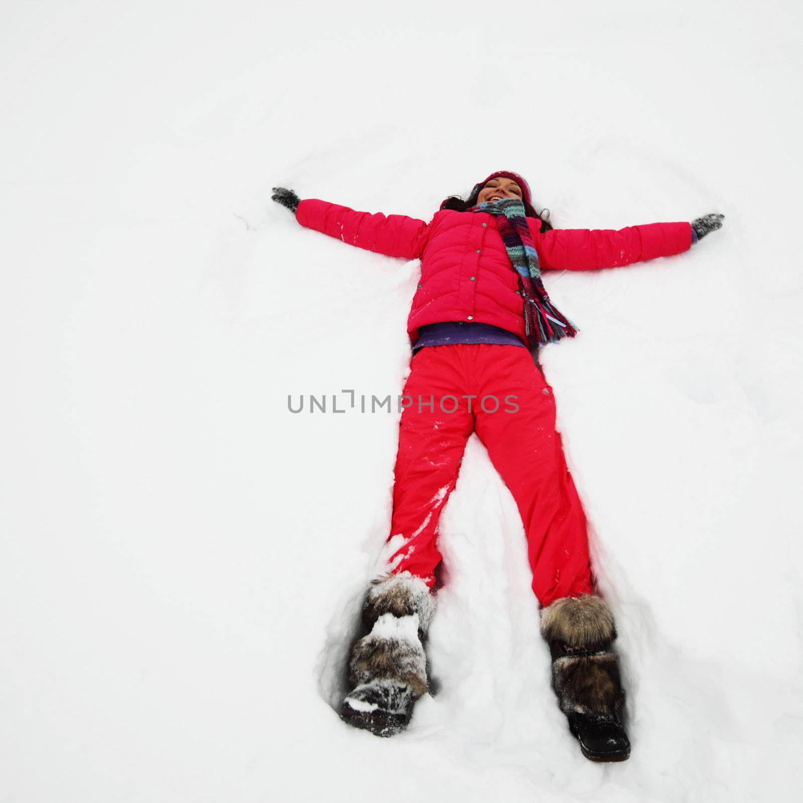 winter woman lay on snow