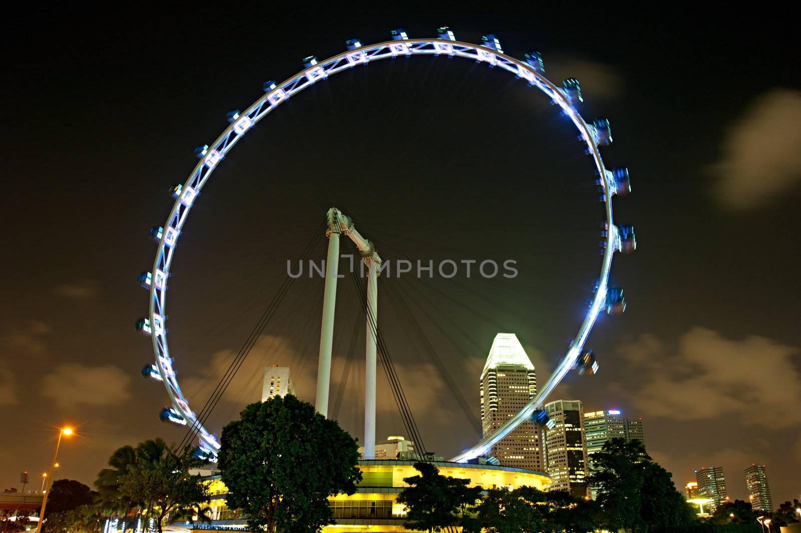 Singapore Flyer at night - the Largest Ferris Wheel in the World.