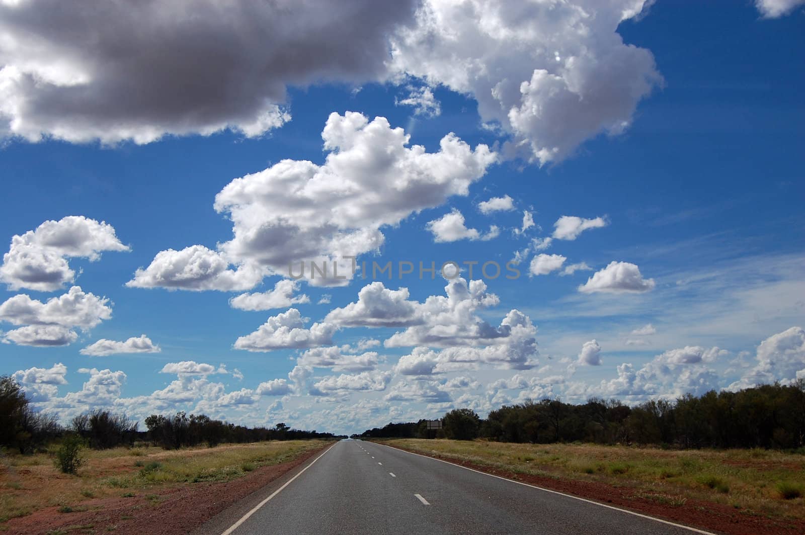 Australian highway by danemo