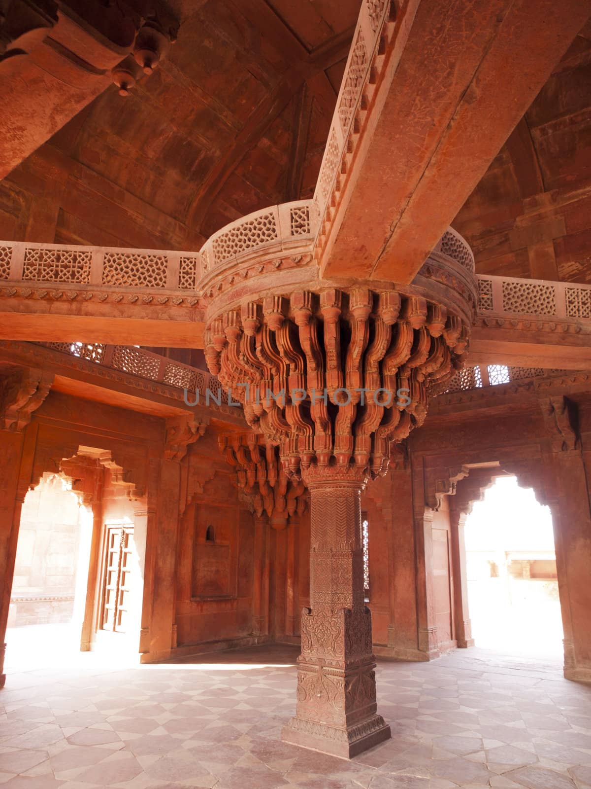 The central pillar of Diwan-i-khas