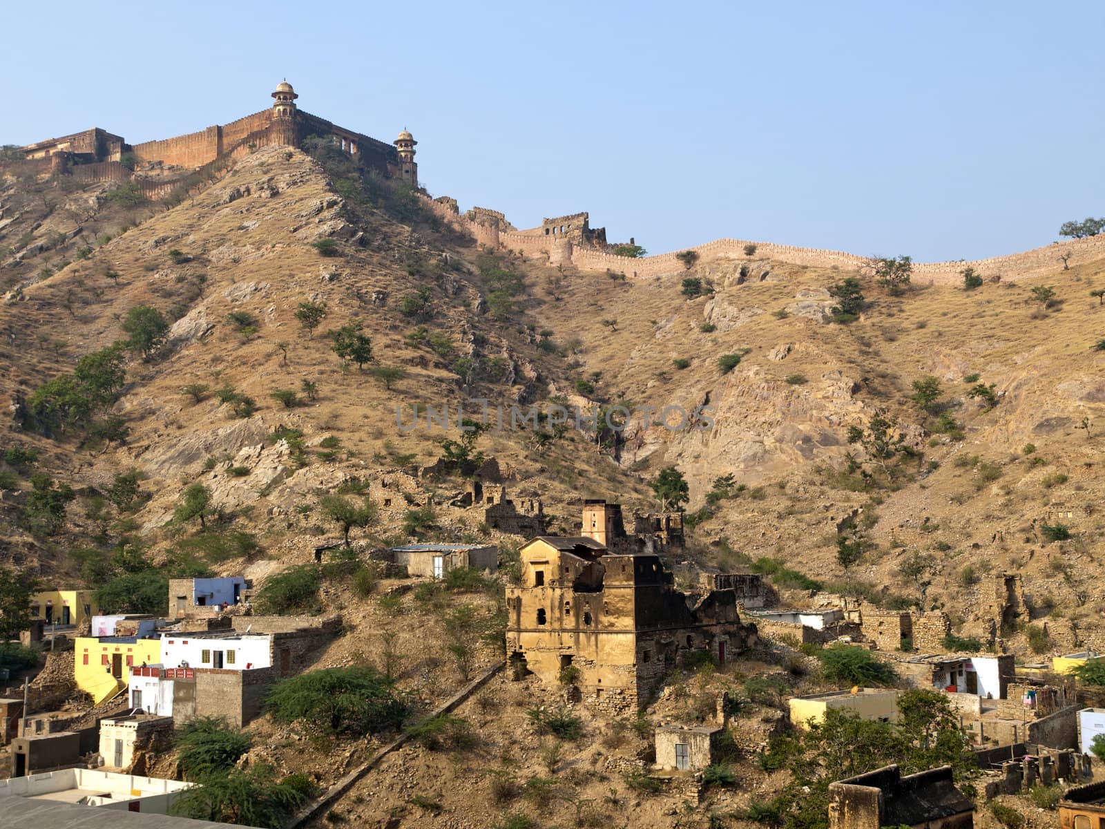 Jaigarh Fort and the local houses in Jaipur, Rajasthan, India