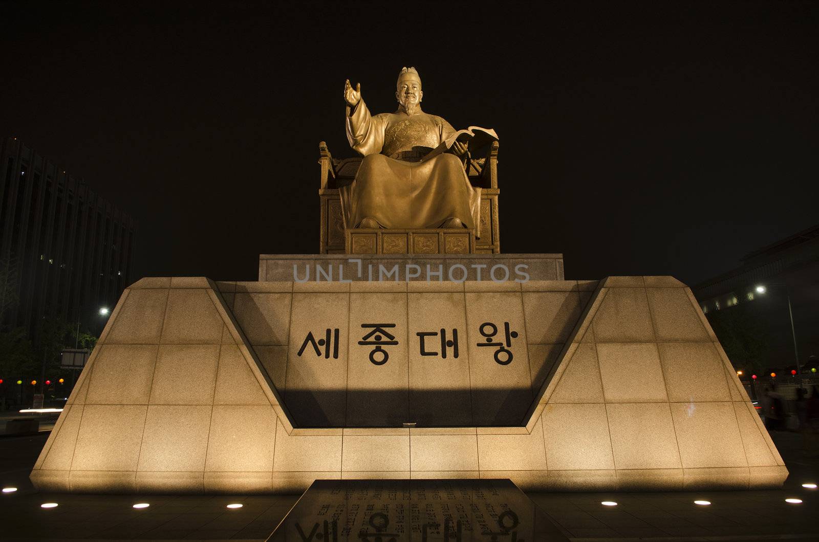 korean king sejong statue in seoul south korea