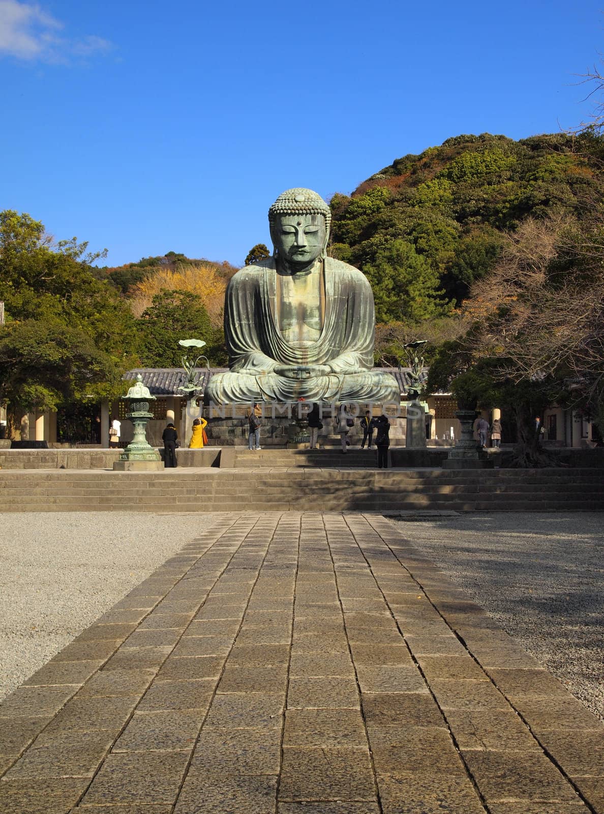 Pathway to the Daibutsu, the great buddha statue in Kotokuin temple, Kamakura city, Japan