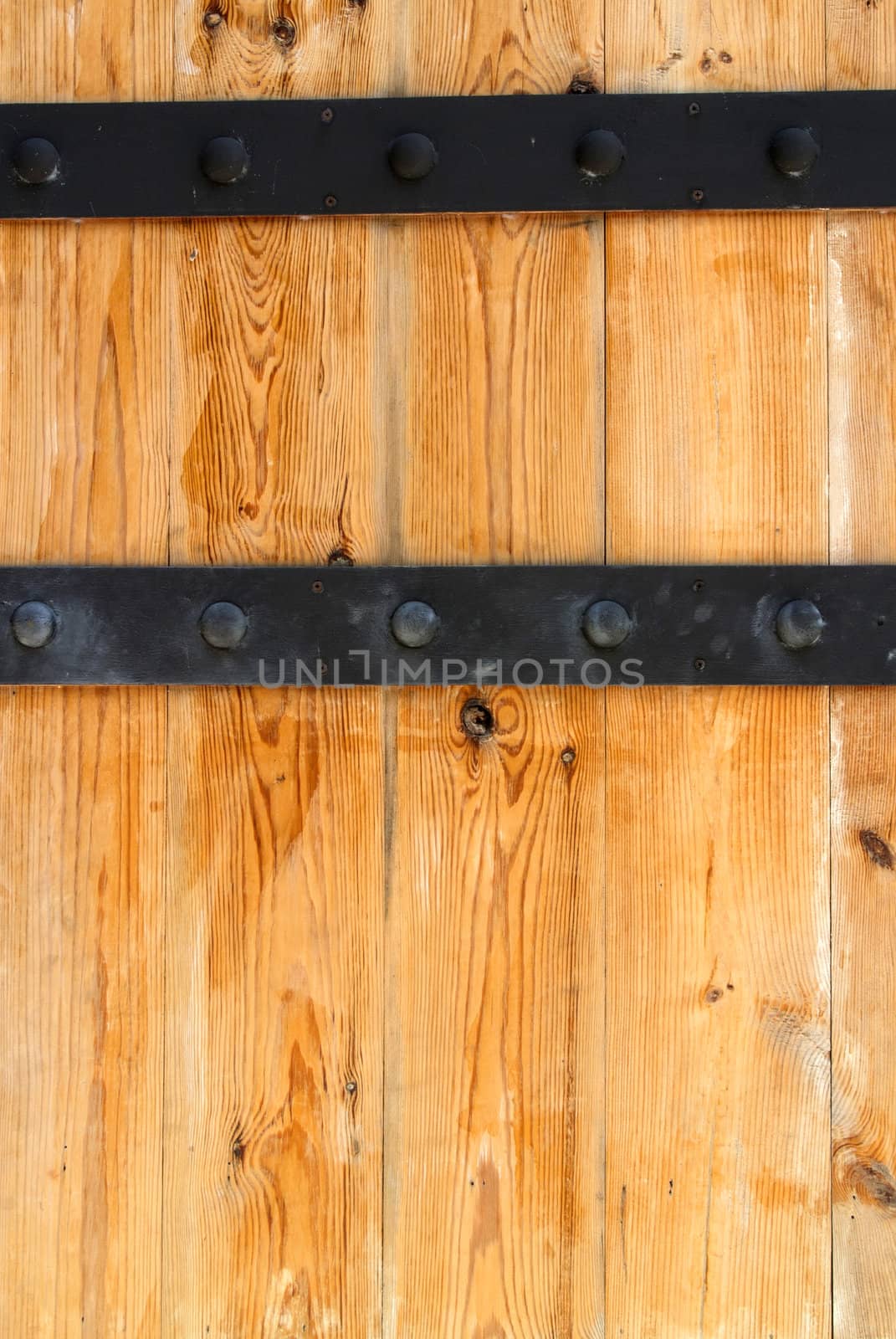 Wooden door and Metal Hinge