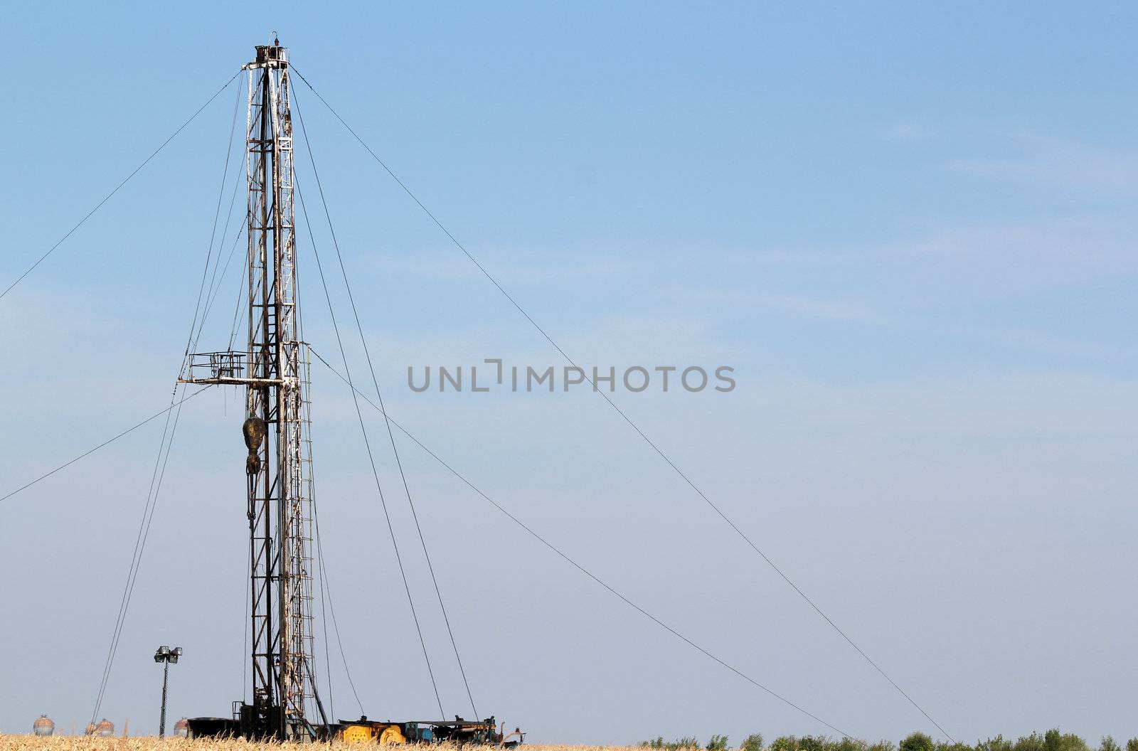 heavy industry oil drilling rig