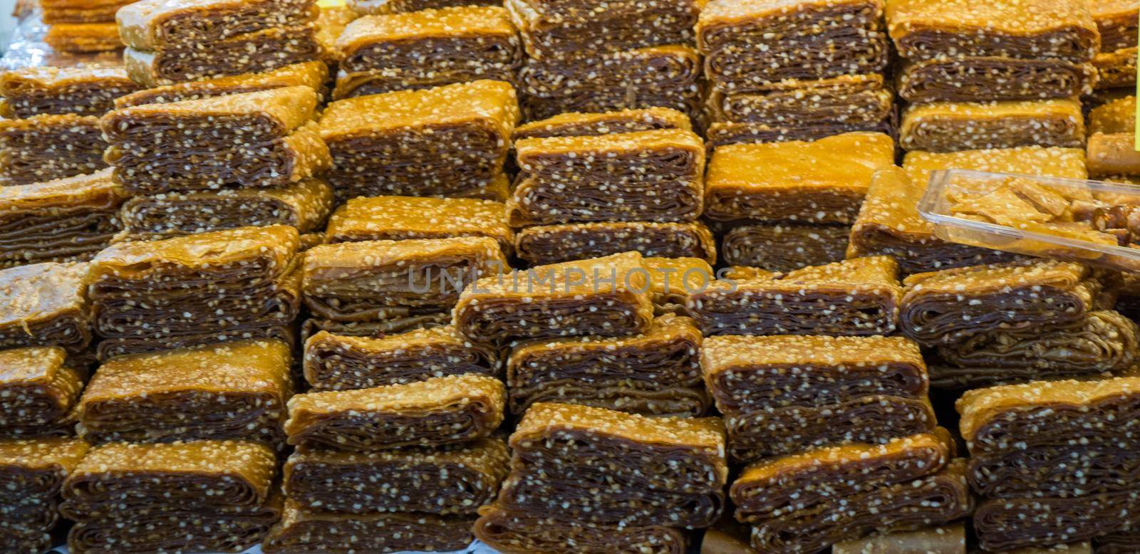 Turkish style dried fruit pulp as snack food