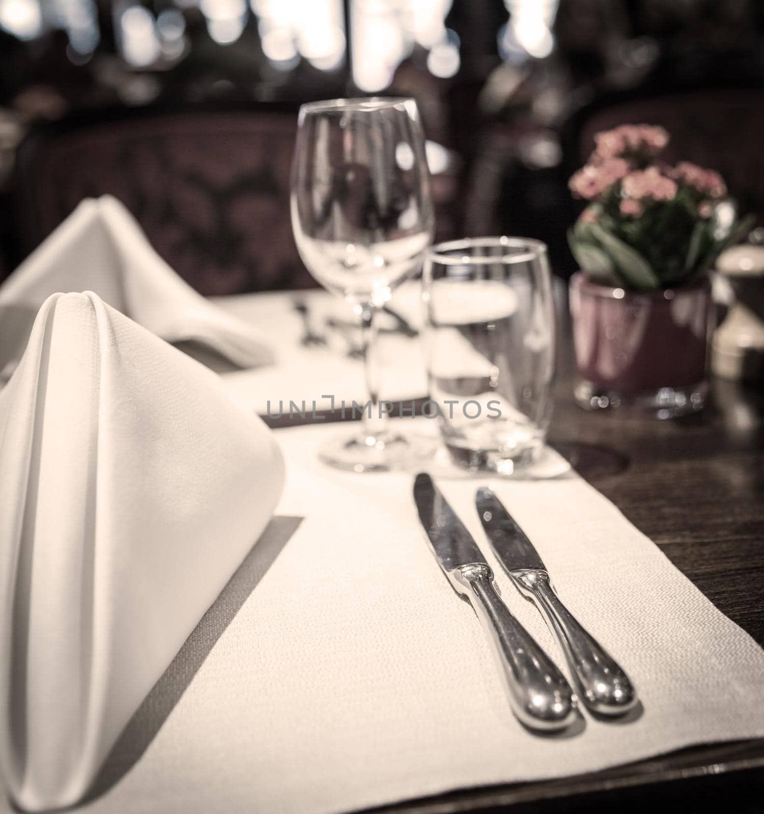 Fine table setting in a luxurious restaurant
