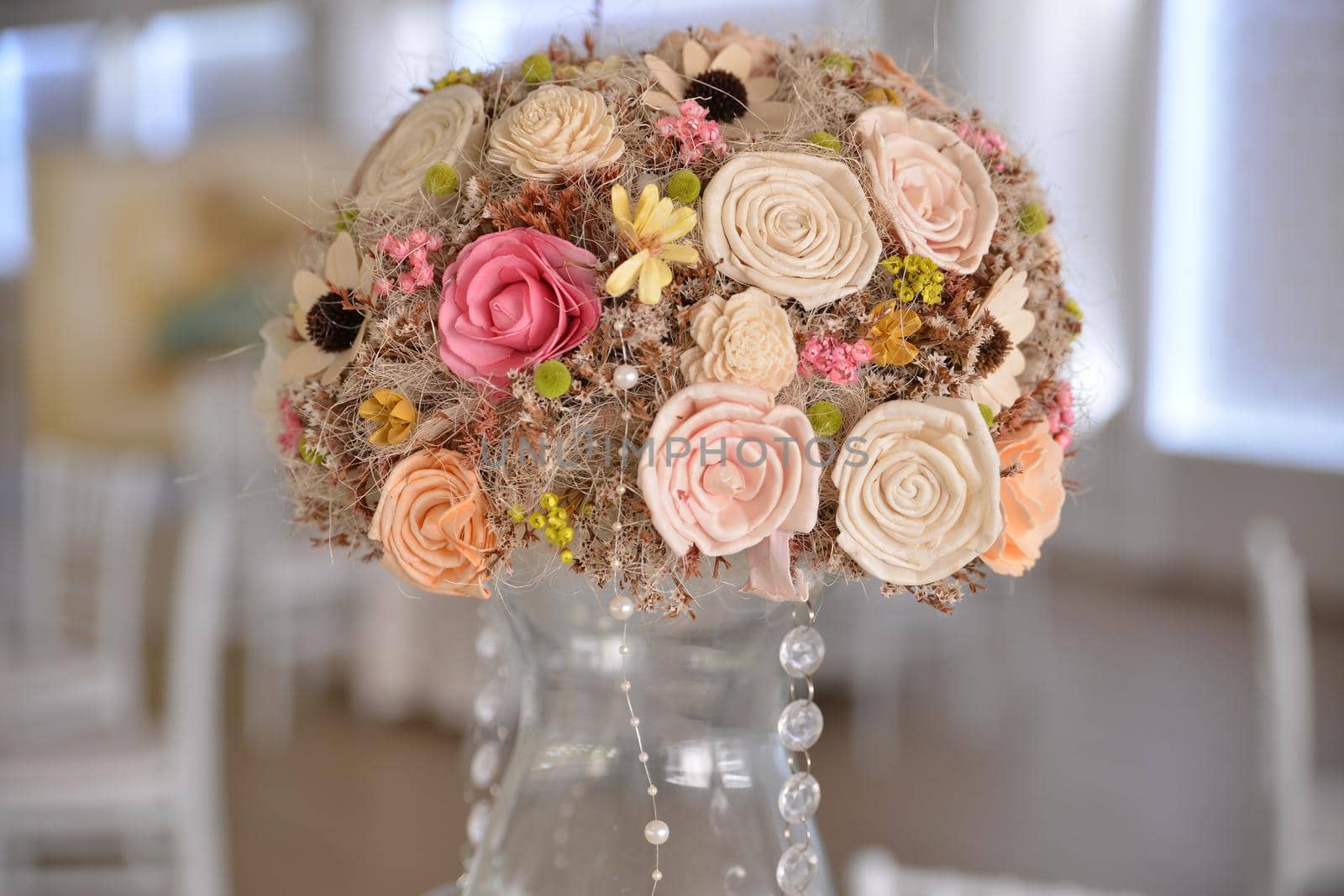 flower bouquet arrangements for wedding reception