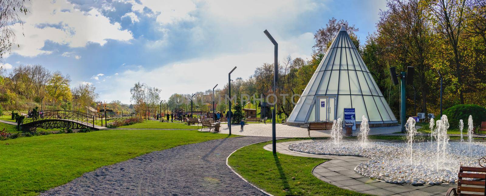 07.11.2020. Uman, Ukraine. Fountain in the Fantasy park Nova Sofiyivka, Uman, Ukraine, on a sunny autumn day