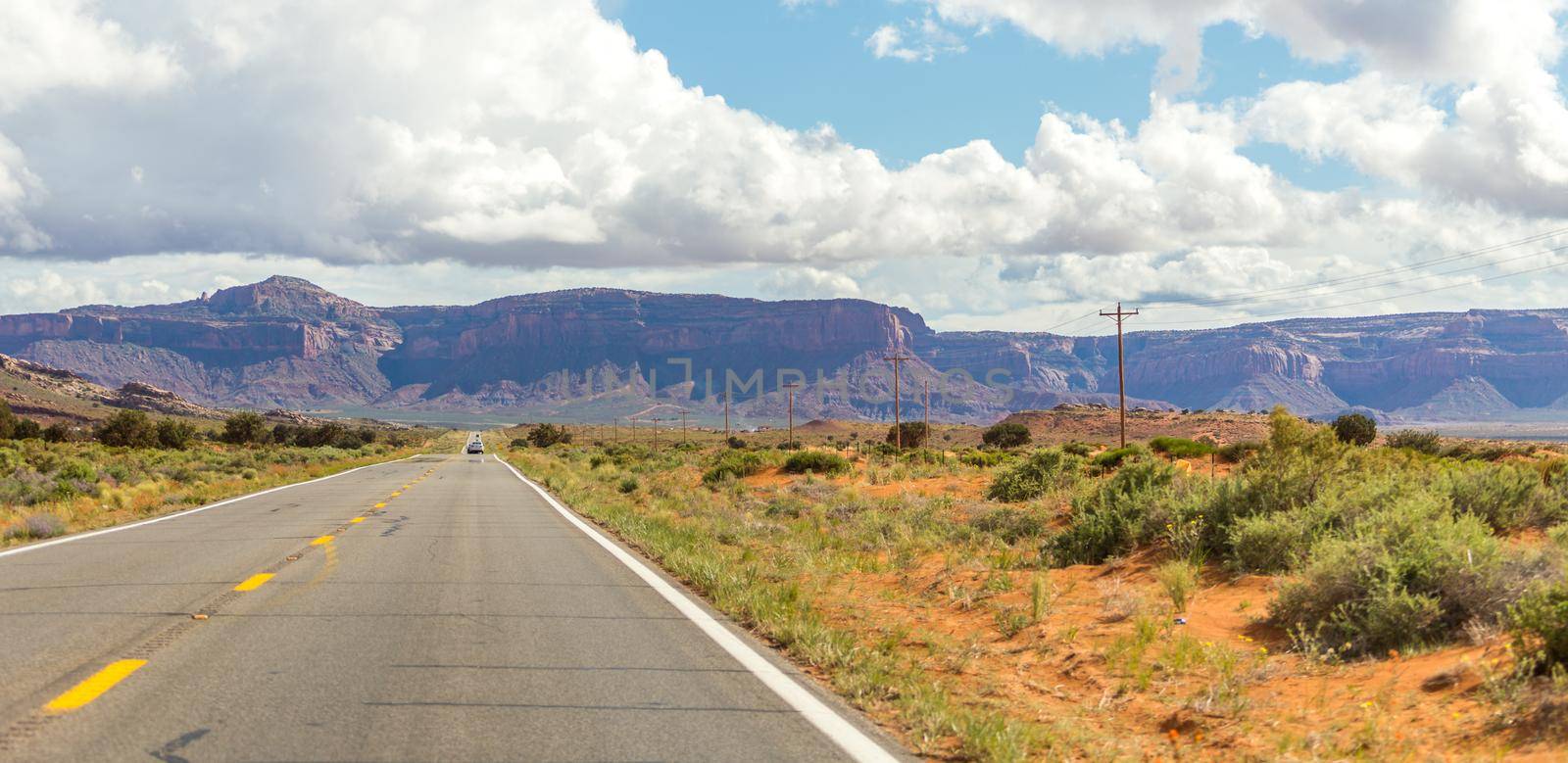 Highway leading into Monument Valley, Utah, USA