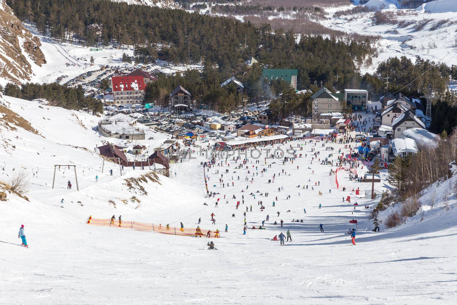 AZAU, RUSSIA - FERUARY 22: A lot of people skiing at Elbrus mountain, on February 22, 2015, Azau, Russia.