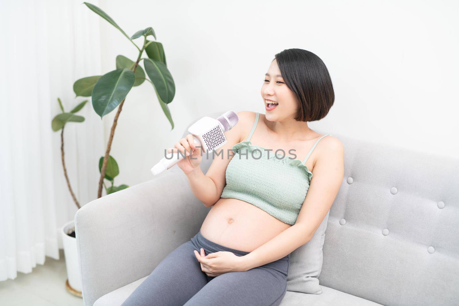 Pregnancy and music concept
