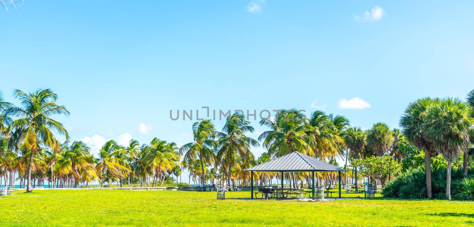 Beautiful Crandon Park Beach with rental cabanas located in Key Biscayne in Miami