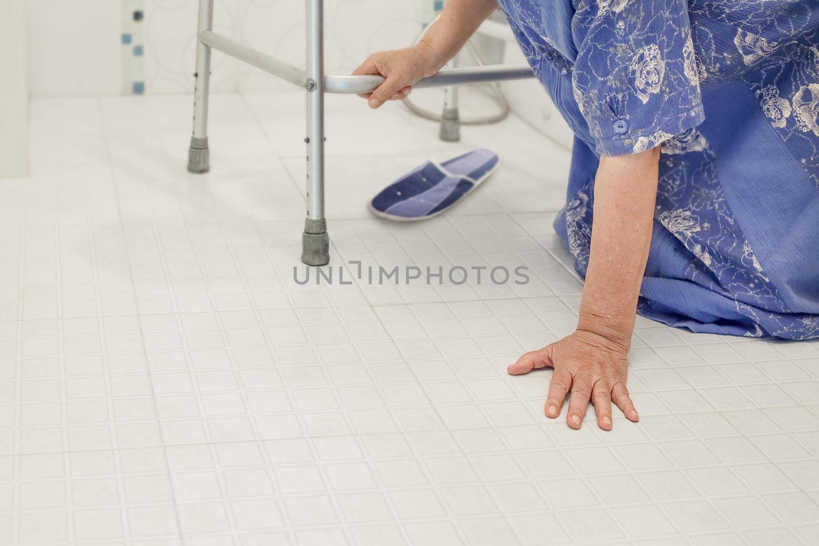 elderly woman falling in bathroom because slippery surfaces by toa55