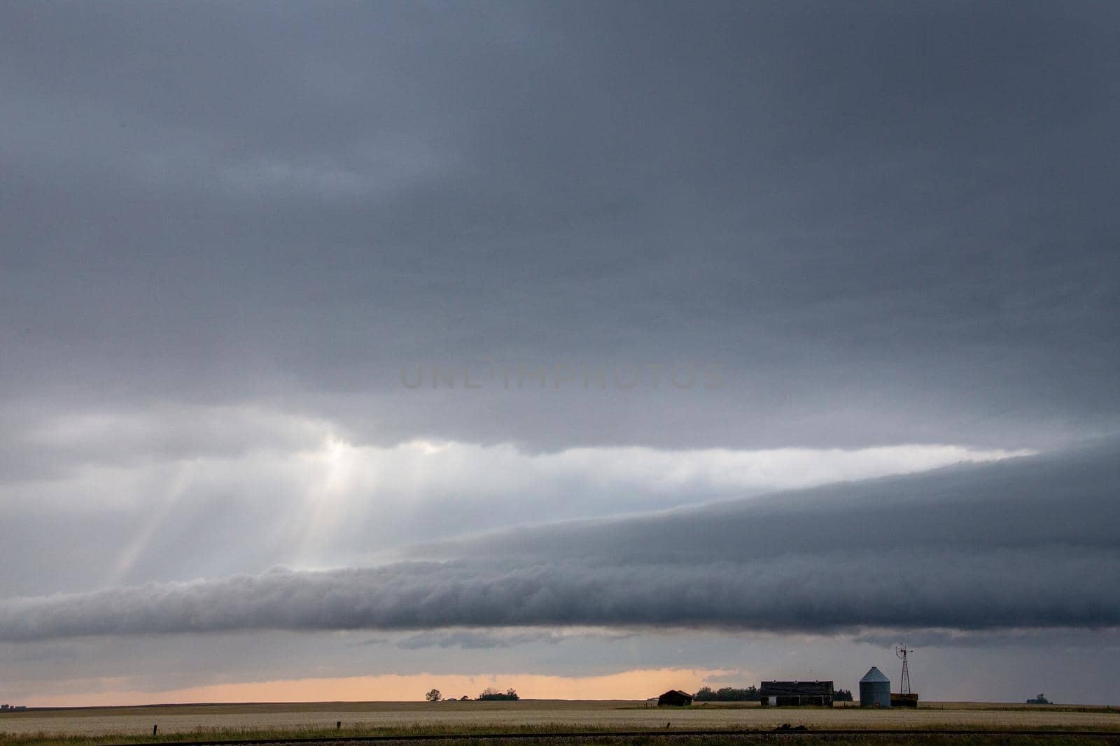 Prairie Storm Canada Summer time clouds warning