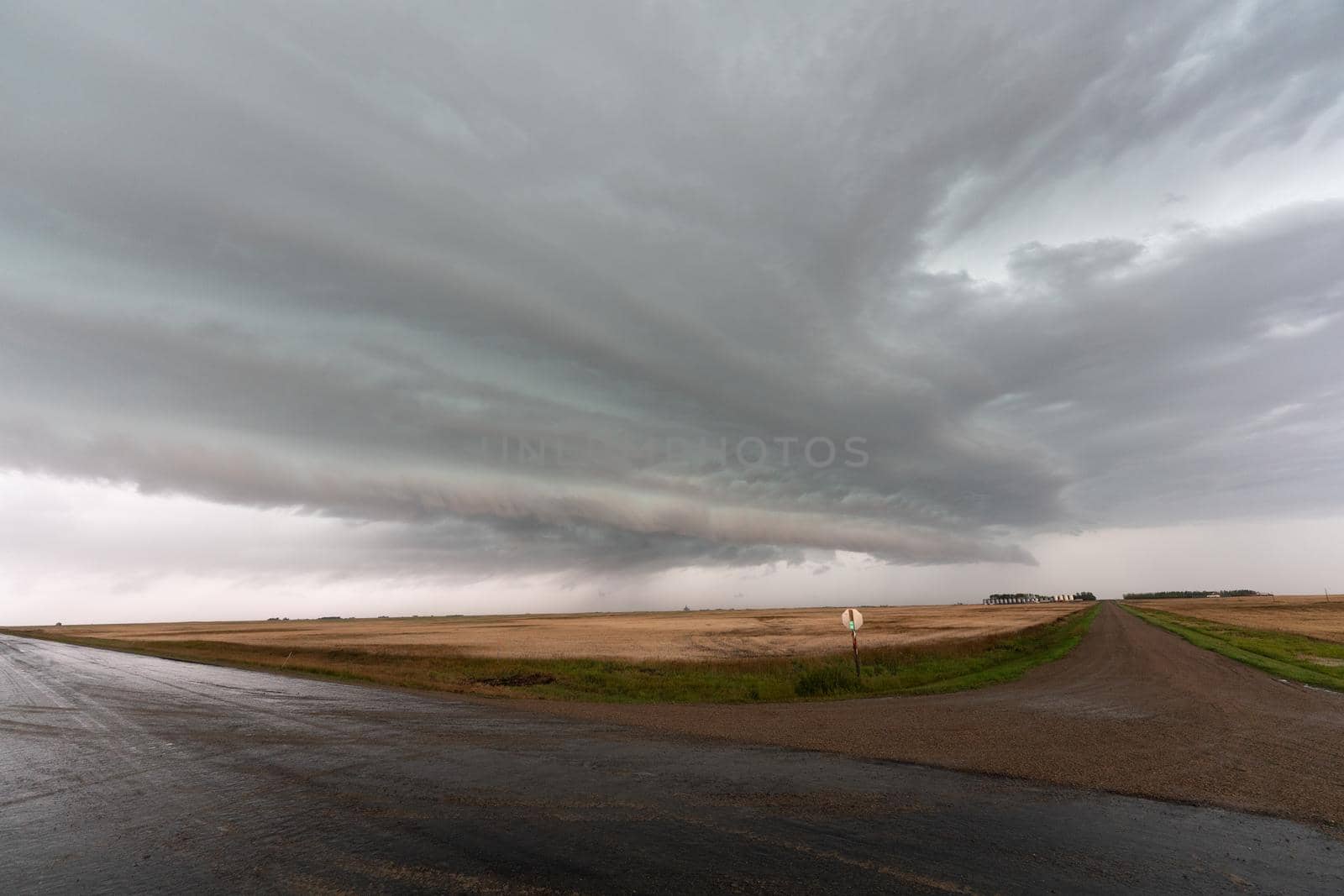 Prairie Storm Canada Summer time clouds warning