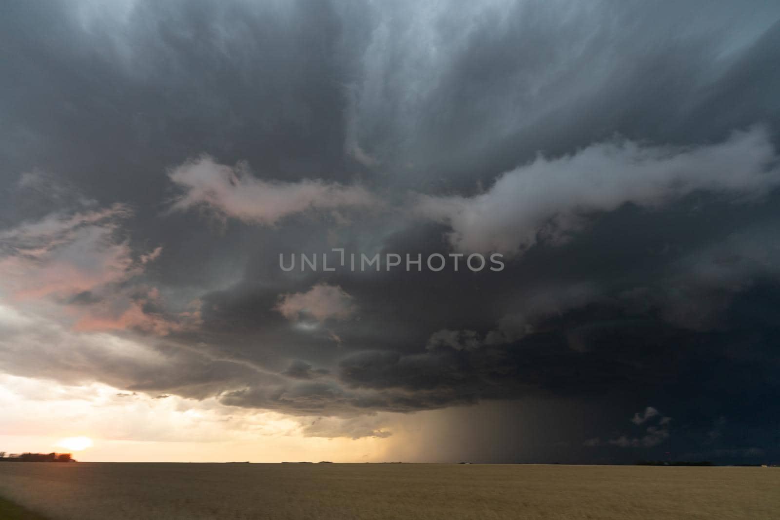 Prairie Storm Canada Summer time clouds warning