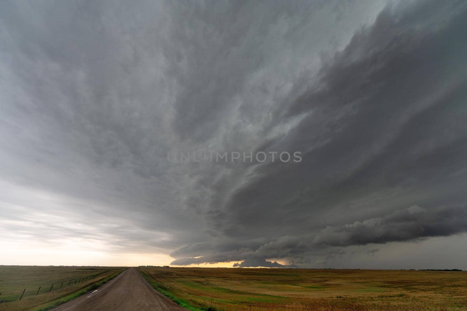 Prairie Storm Canada Summer time clouds warning