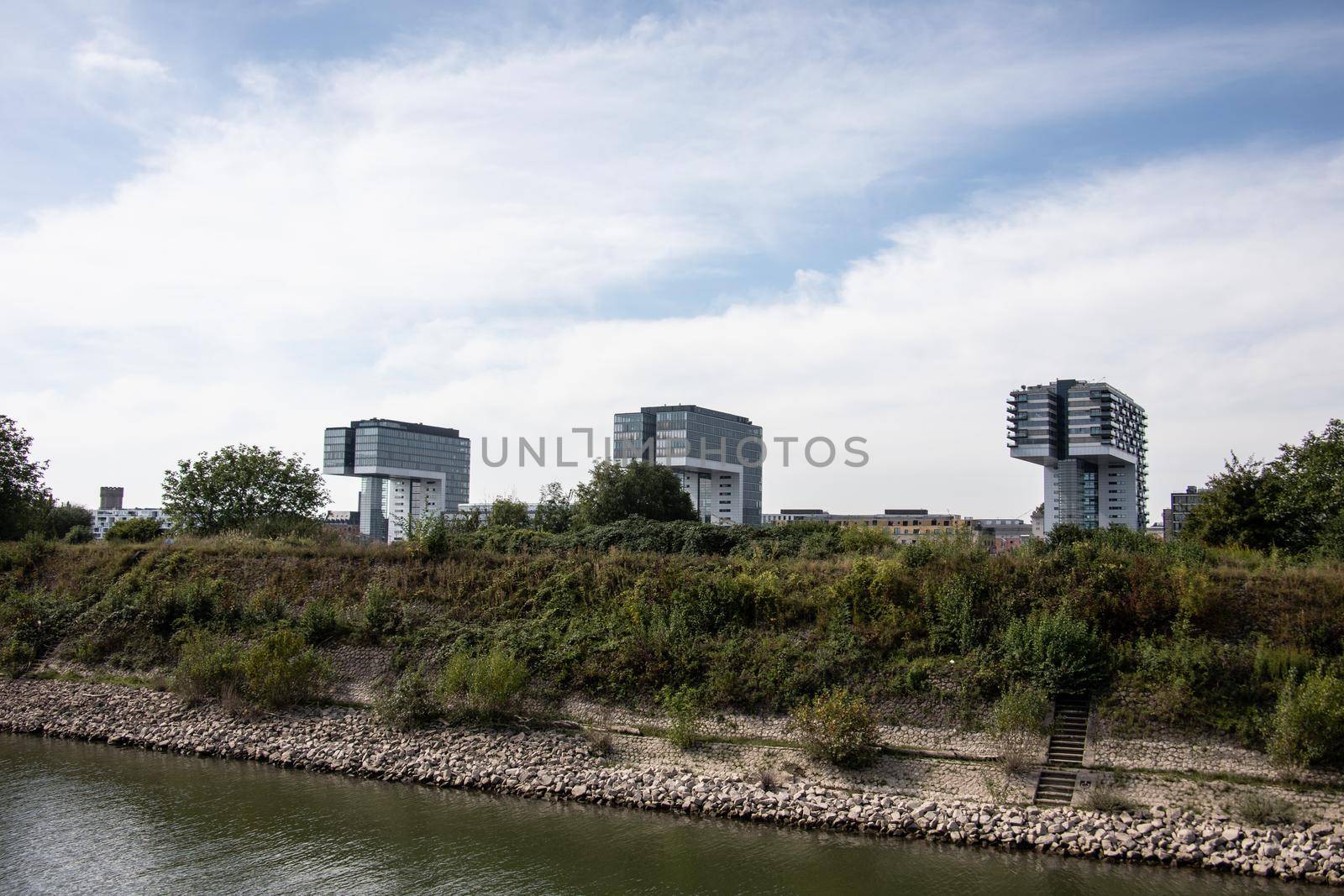 famous crane houses in Cologne