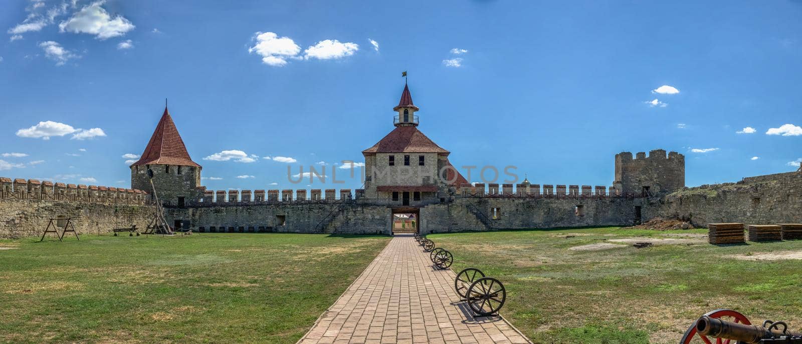 Fortress in Bender, Moldova by Multipedia