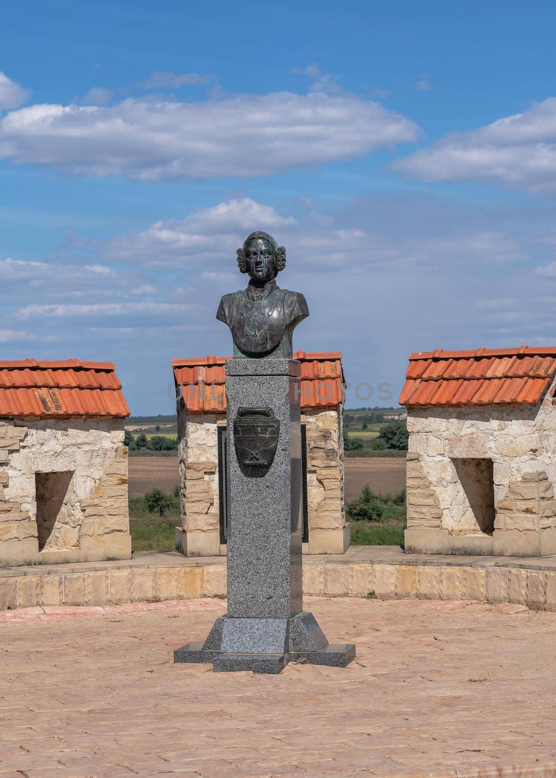 Monument to Baron Munchausen n Bender, Moldova by Multipedia