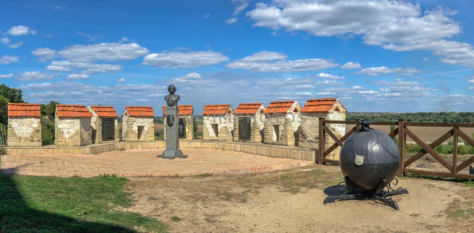 Monument to Baron Munchausen n Bender, Moldova by Multipedia