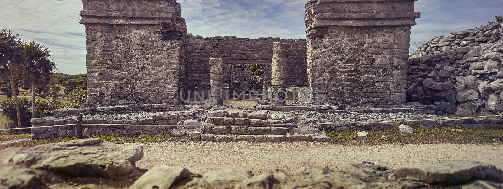 Tulum ruins banner image by pippocarlot