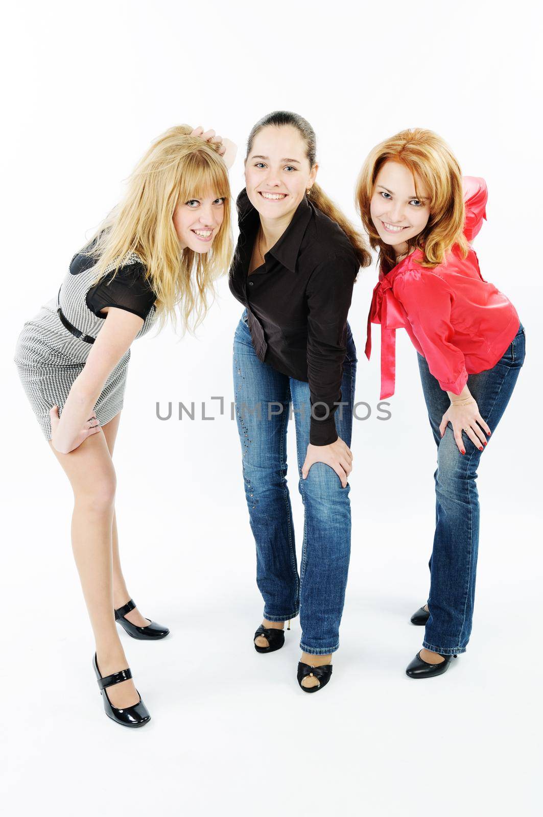 Three Young women by nikitabuida