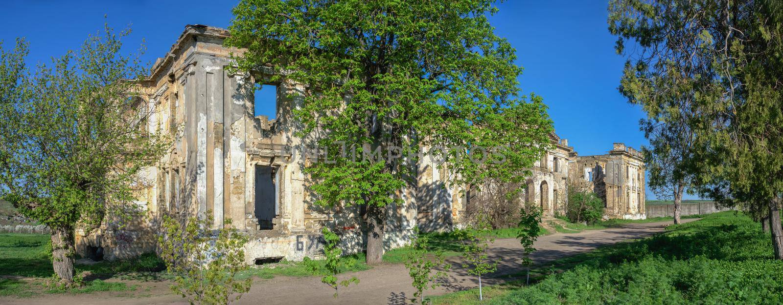 Dubiecki manor in Vasylievka, Odessa region, Ukraine by Multipedia