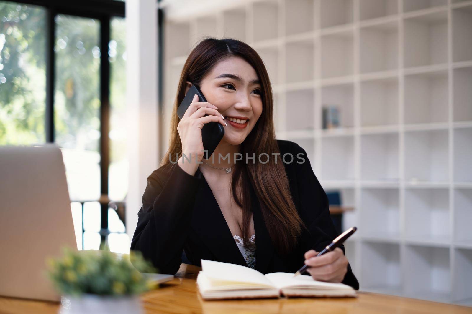 Agent sales manager vehicle insurance makes contact with her customer. Saving and Insurance concept. by itchaznong