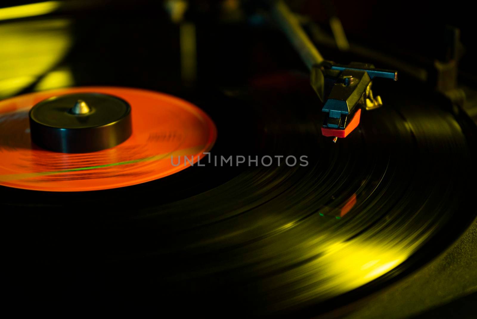 Turntable with vinyl record 6 by pippocarlot