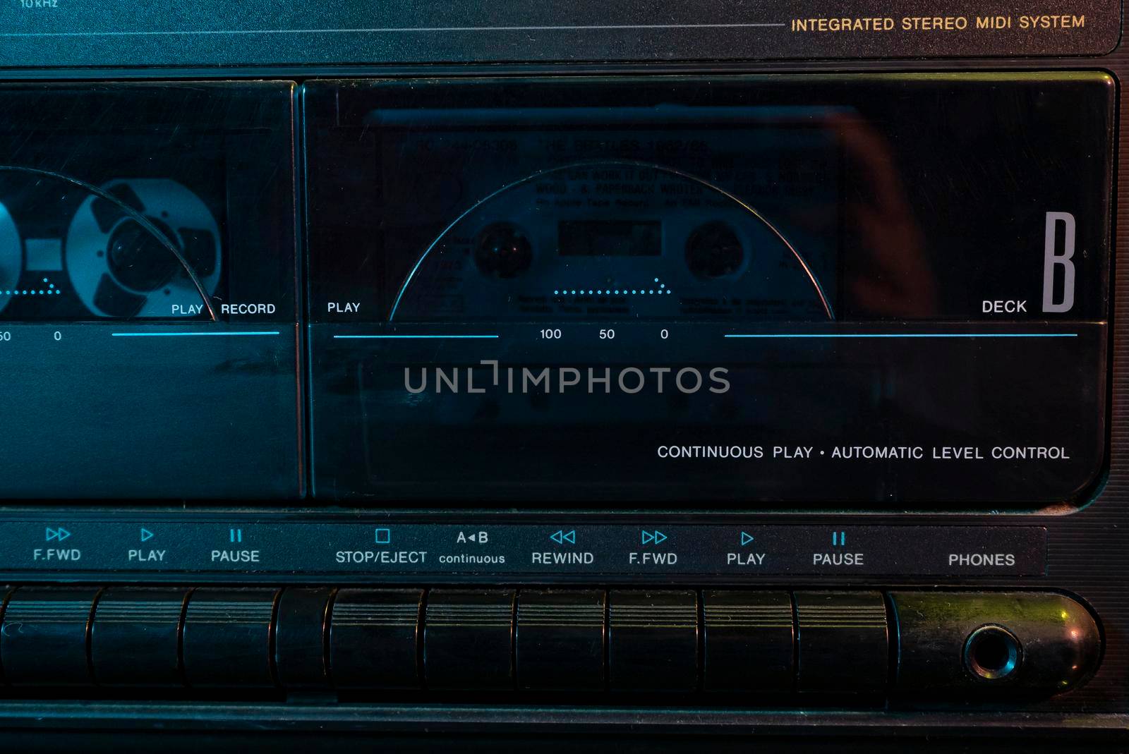 Music cassette play detail in a cassette player