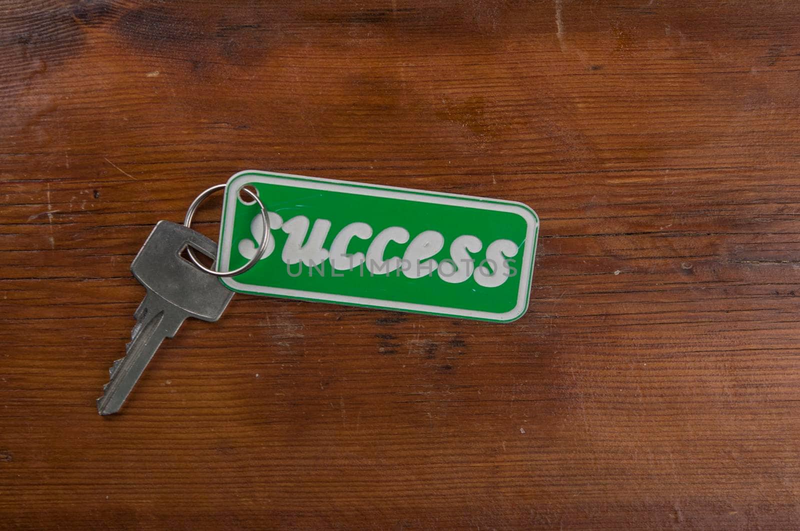 Key to success on wood background by inxti