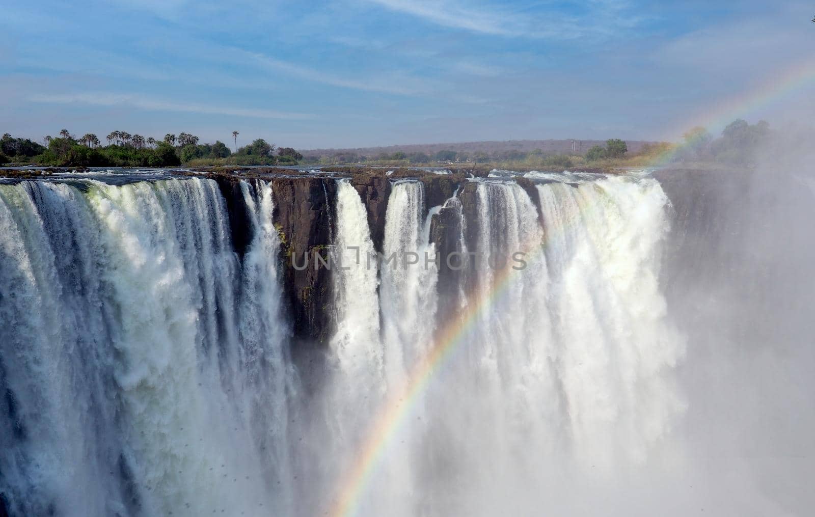 Victoria Falls on the Zambezi River between Zimbabwe and ZambiaVictoria Falls on the Zambezi River between Zimbabwe and Zambia