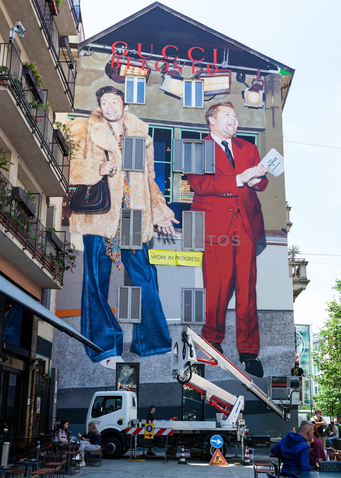 The murales of Harry and James at Gucci Wall of Milan by bepsimage