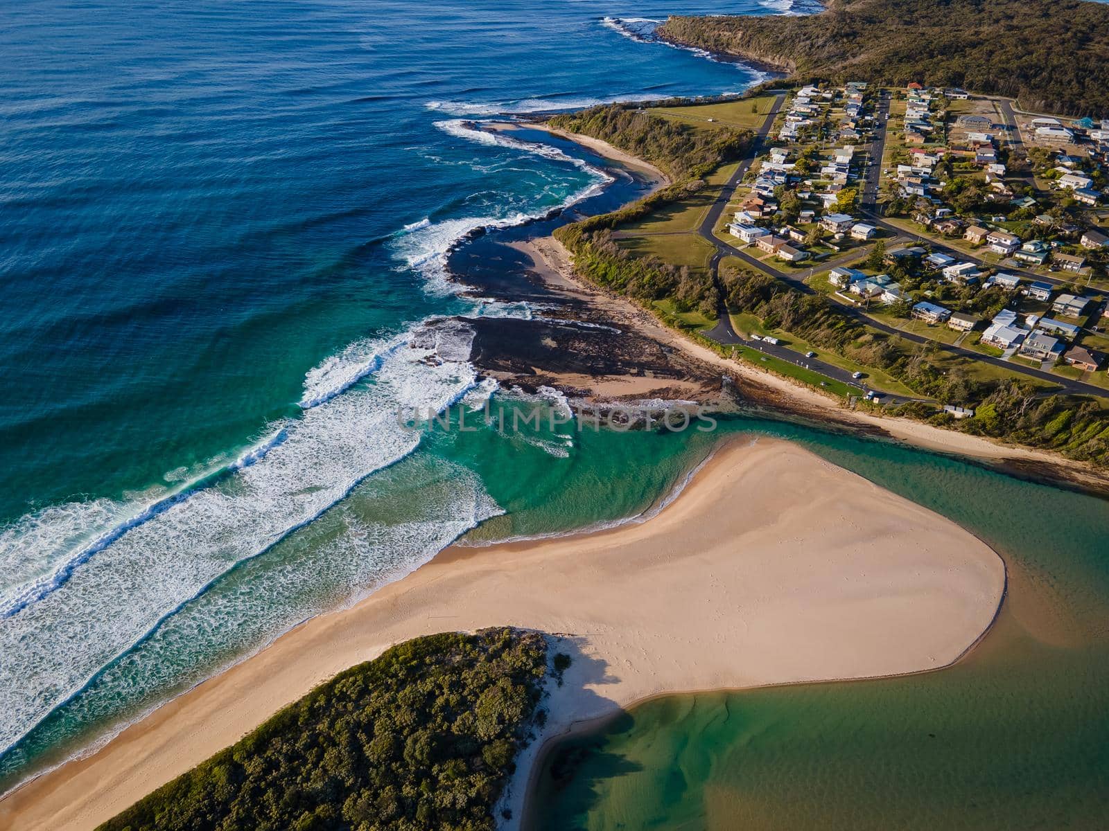 Dolphin Point Inlet at Burrill Lake, NSW, Australia. by braydenstanfordphoto