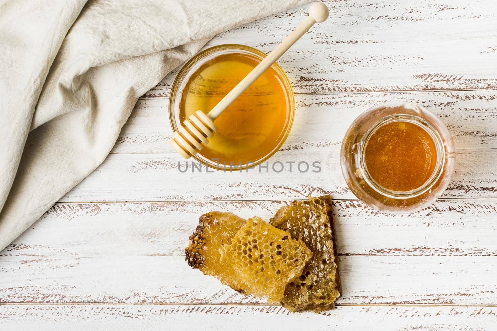 top view honey jars with honeycomb. Resolution and high quality beautiful photo