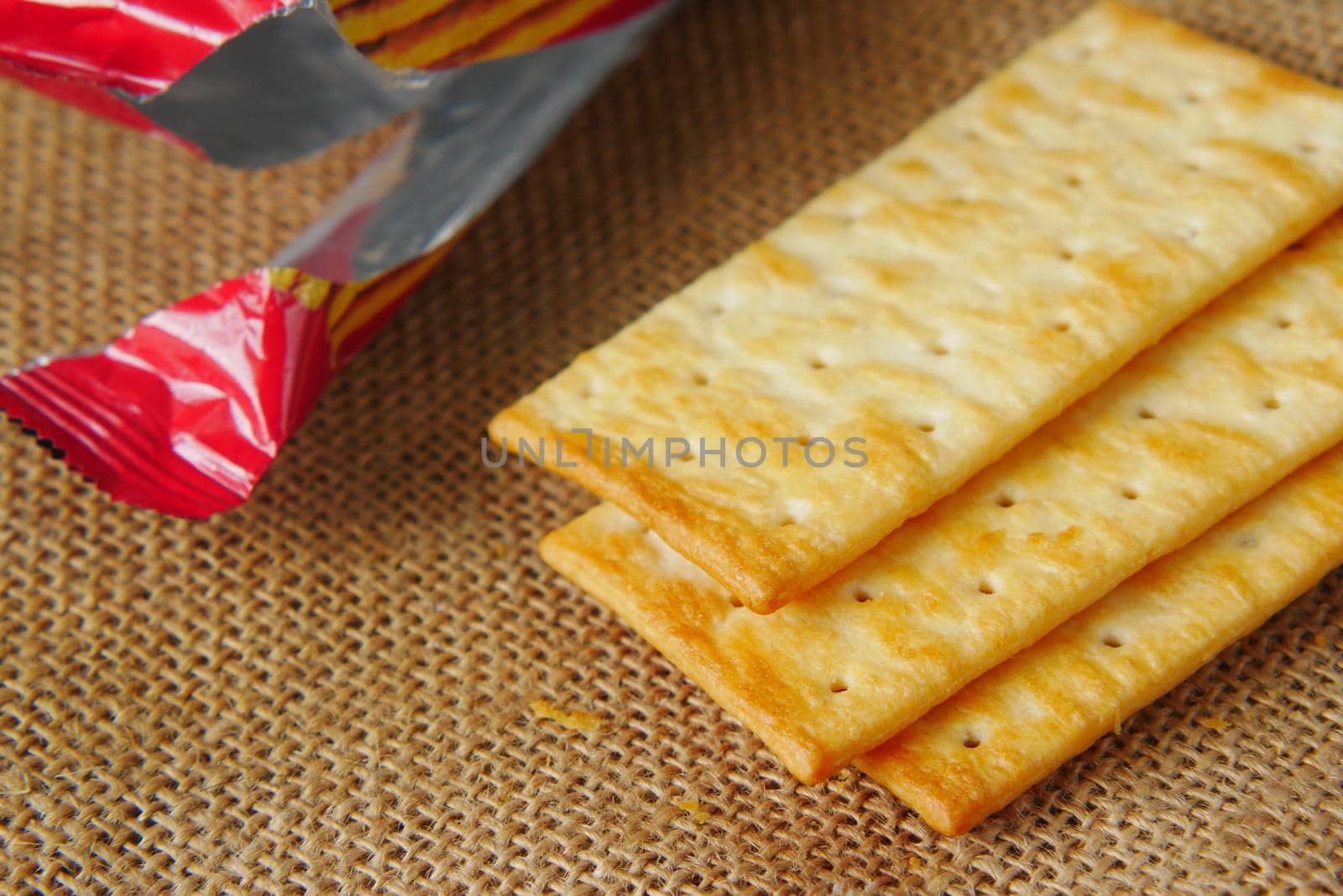 healthy whole wheat cracker on table